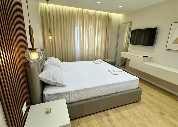 فندق E&r At Myslym Shyri
