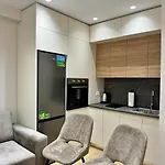 E&r At Myslym Shyri Hotell Tirana