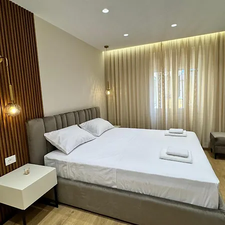 E&r At Myslym Shyri * Tirana