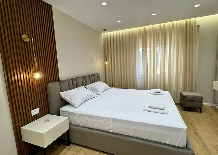 E&r At Myslym Shyri * 티라나