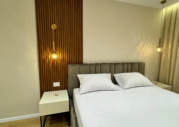 E&r At Myslym Shyri Hotel